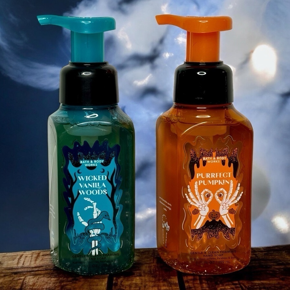 Bath & Body Works Halloween Hand Soap Wicked Vanilla Woods & Purrfect Pumpkin